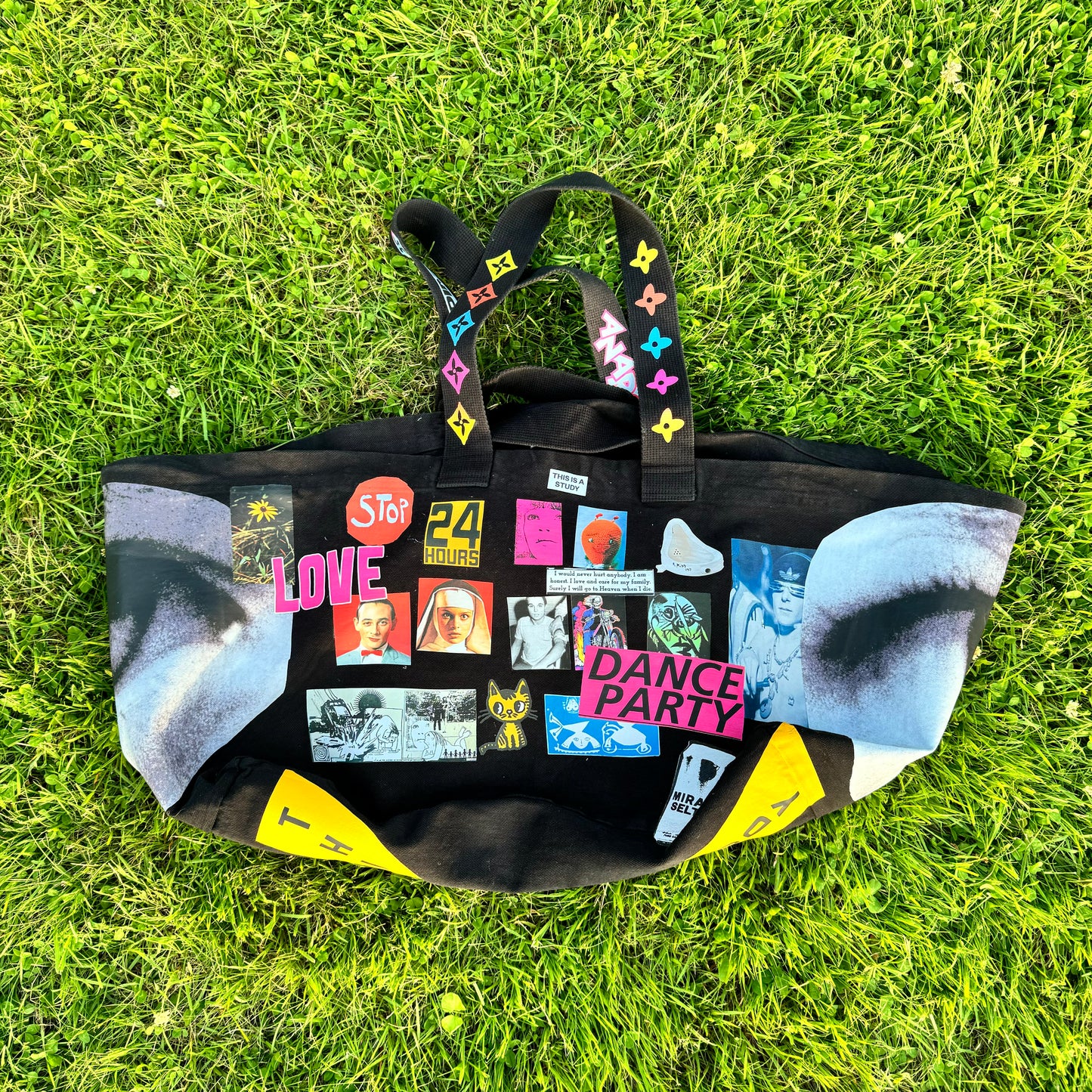 GIANT TOTE 1 of 1 - BLACK No. 1