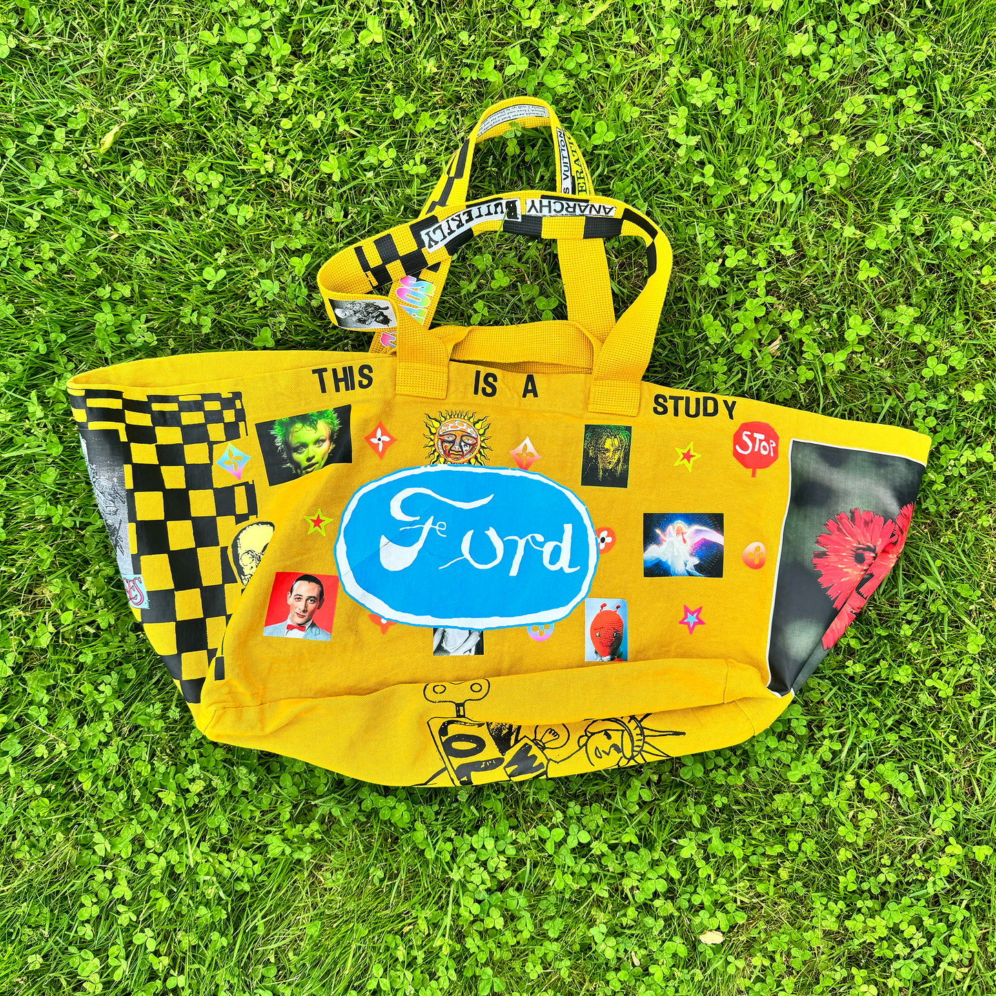 GIANT TOTE 1 of 1 - YELLOW No. 1