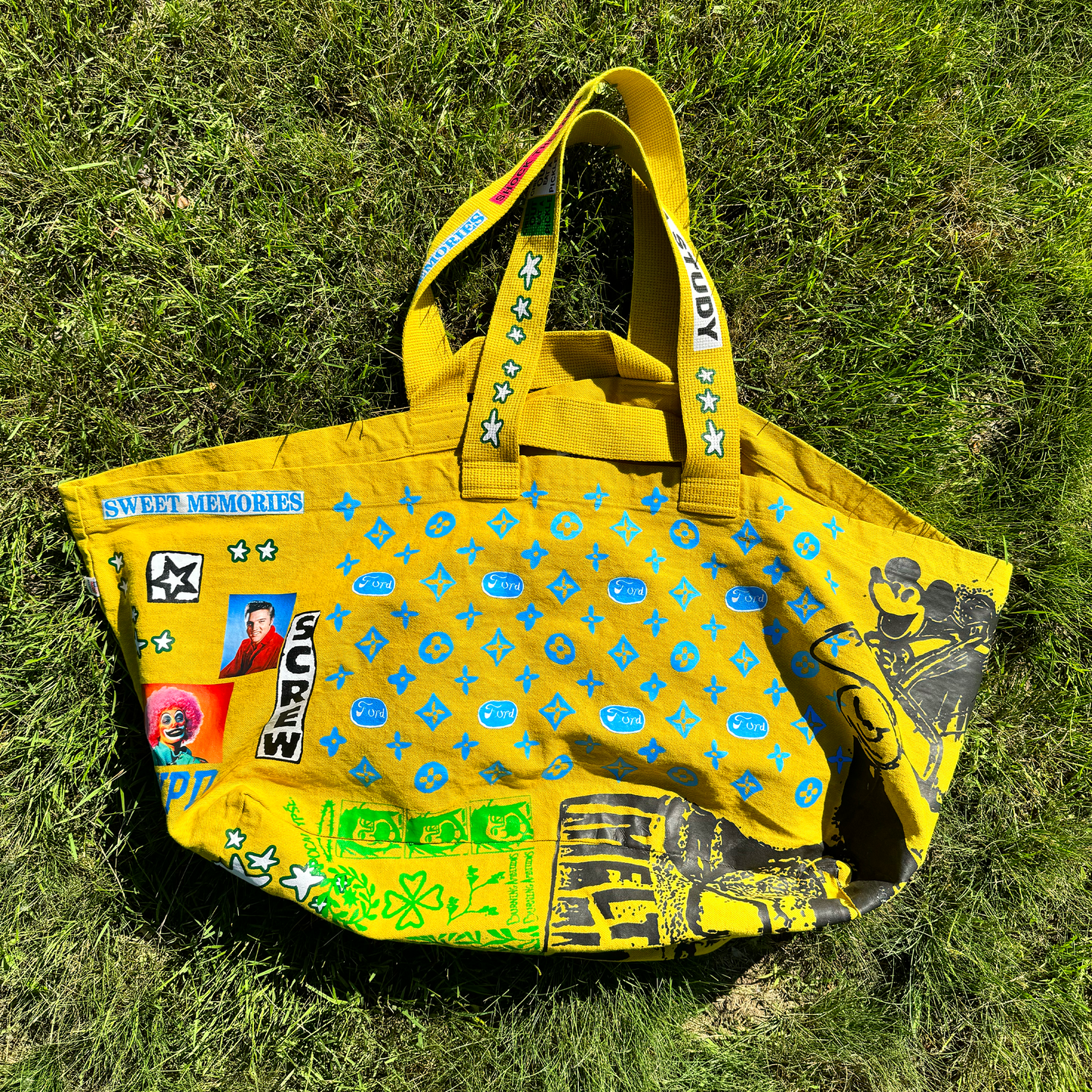 GIANT TOTE 1 of 1 - YELLOW No. 4